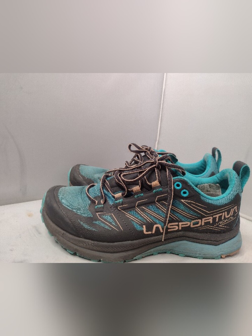 La Sportiva Jackal Trail Running Shoes Womens Size 7.5 Blue Gray Sneakers Y
